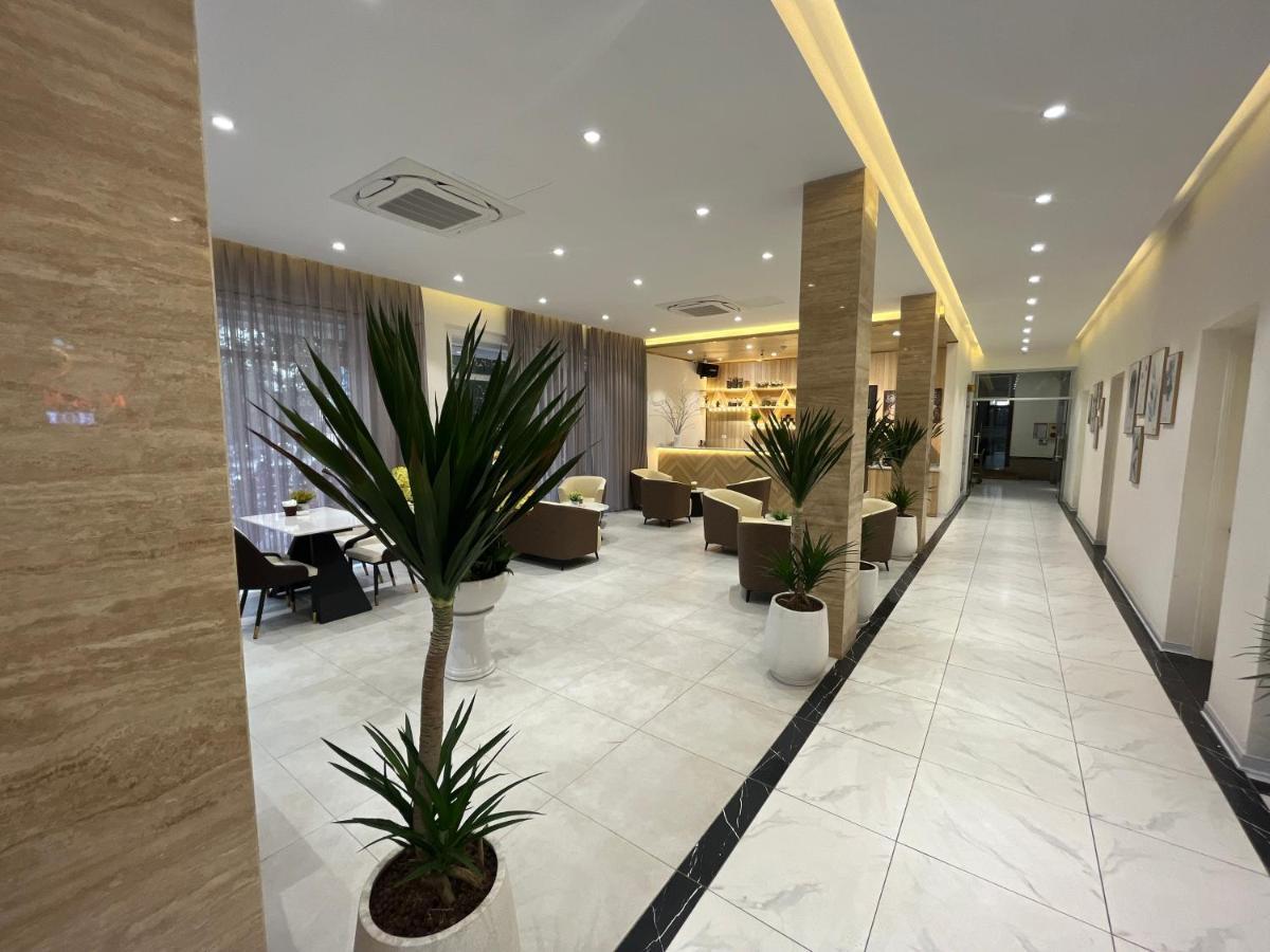 Hotel Mango - Ha Noi Railway Station